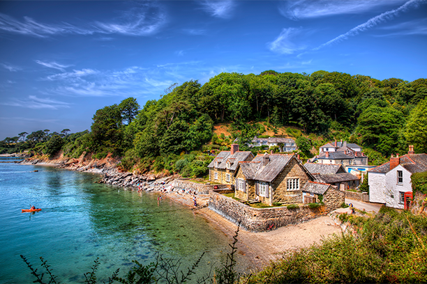 Cottage on Beachfront - 612x408