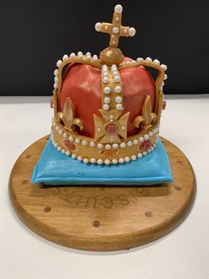 Yeri&#39;s crown cake